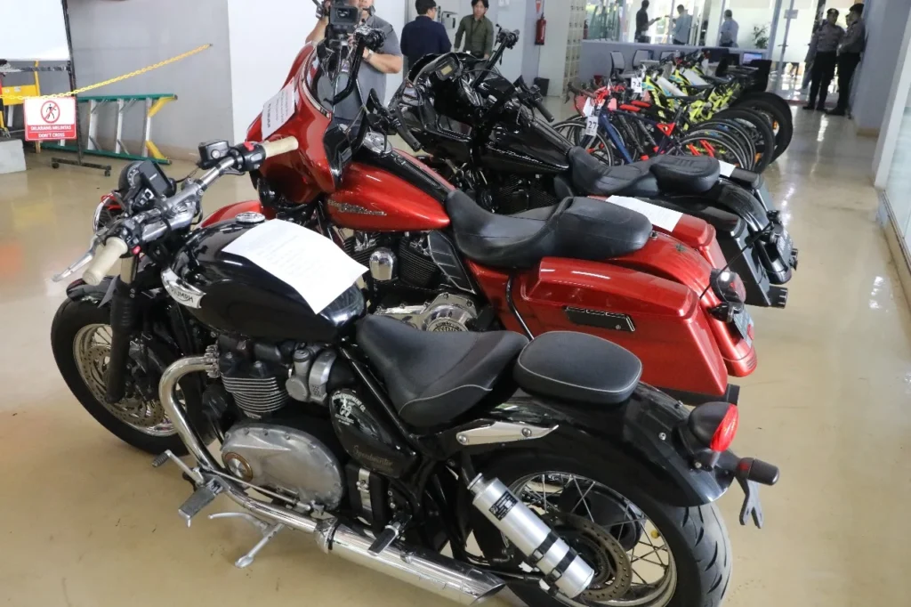 KPK Lelang Aset Koruptor Raup Rp10,9 Miliar Maret 2026