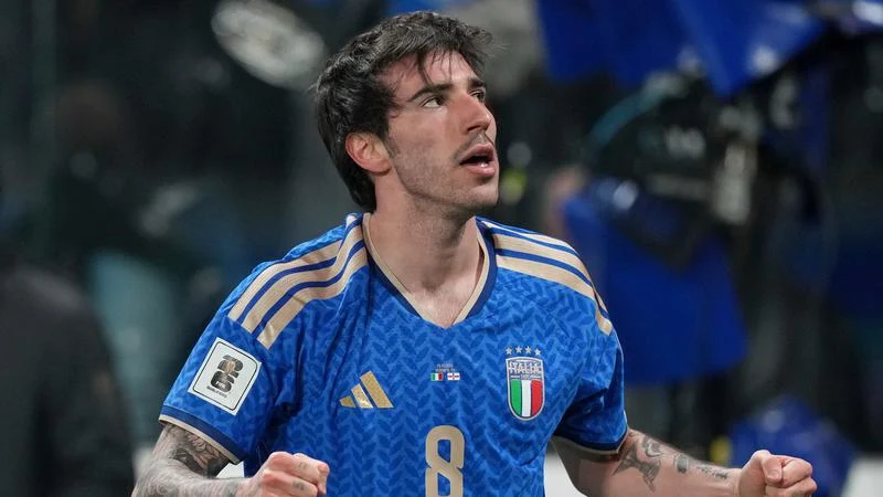 Sandro Tonali - Man City Siapkan Skema Tukar Pemain untuk Boyong Bintang