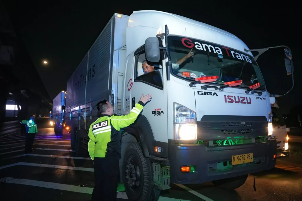 Truk Sumbu Tiga Masih Dilarang Hingga 29 Maret 2026