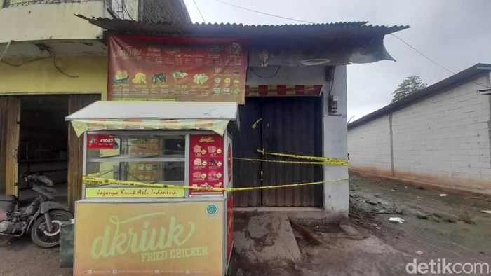 Karyawan Ayam Geprek Dibunuh Rekan Kerja di Bekasi
