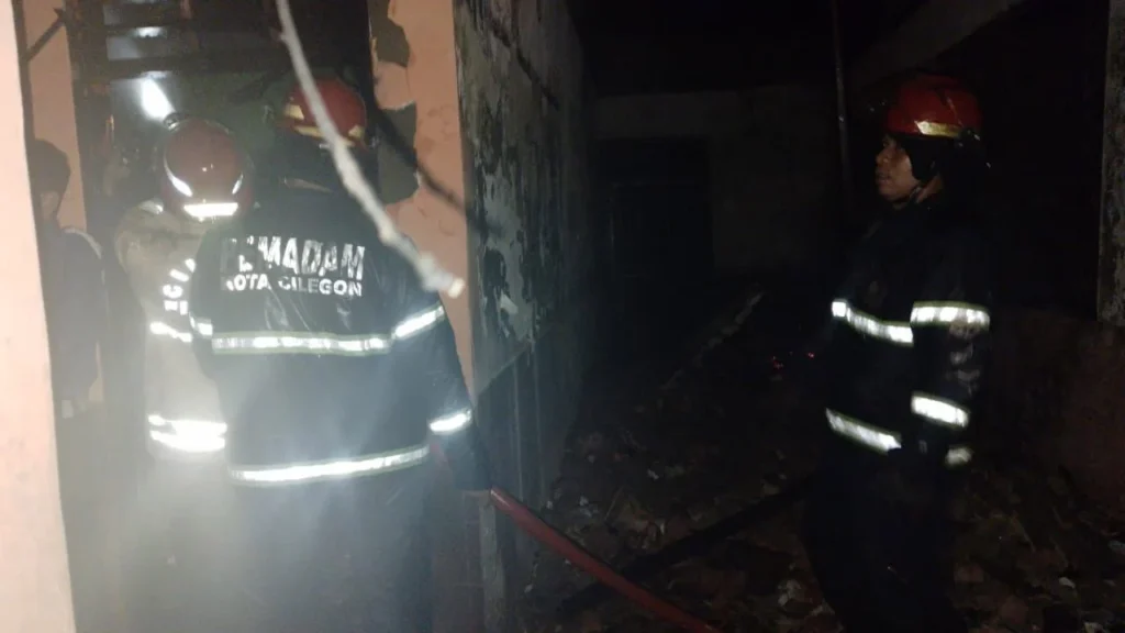 Kebakaran SDN 1 Namlea Buru: 9 Ruang Kelas Ludes, Ratusan Aset Hangus