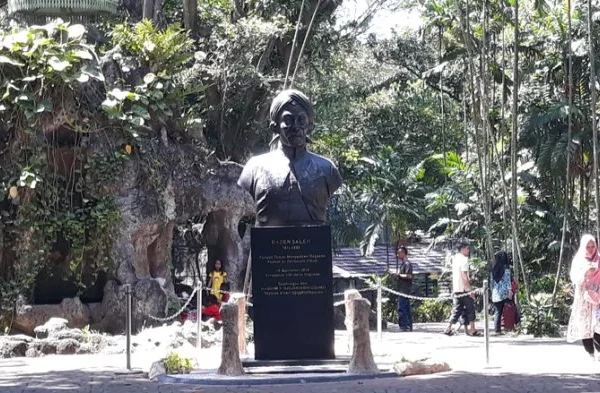 Ragunan Raden Saleh: Kisah Kebun Binatang Tertua RI
