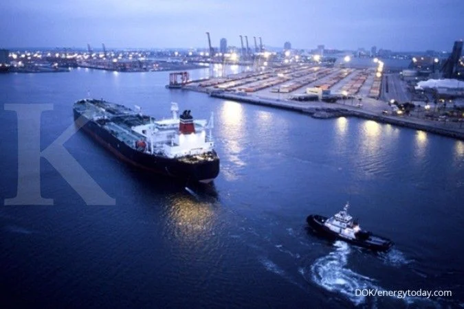 RI Alihkan Impor Nafta Plastik dari Timur Tengah