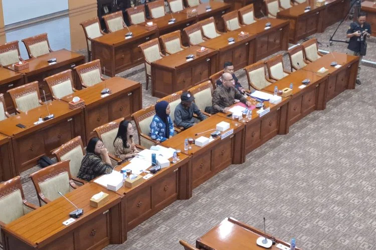 TNI Tewas di Lebanon: DPR Desak Prabowo Keluar dari BoP